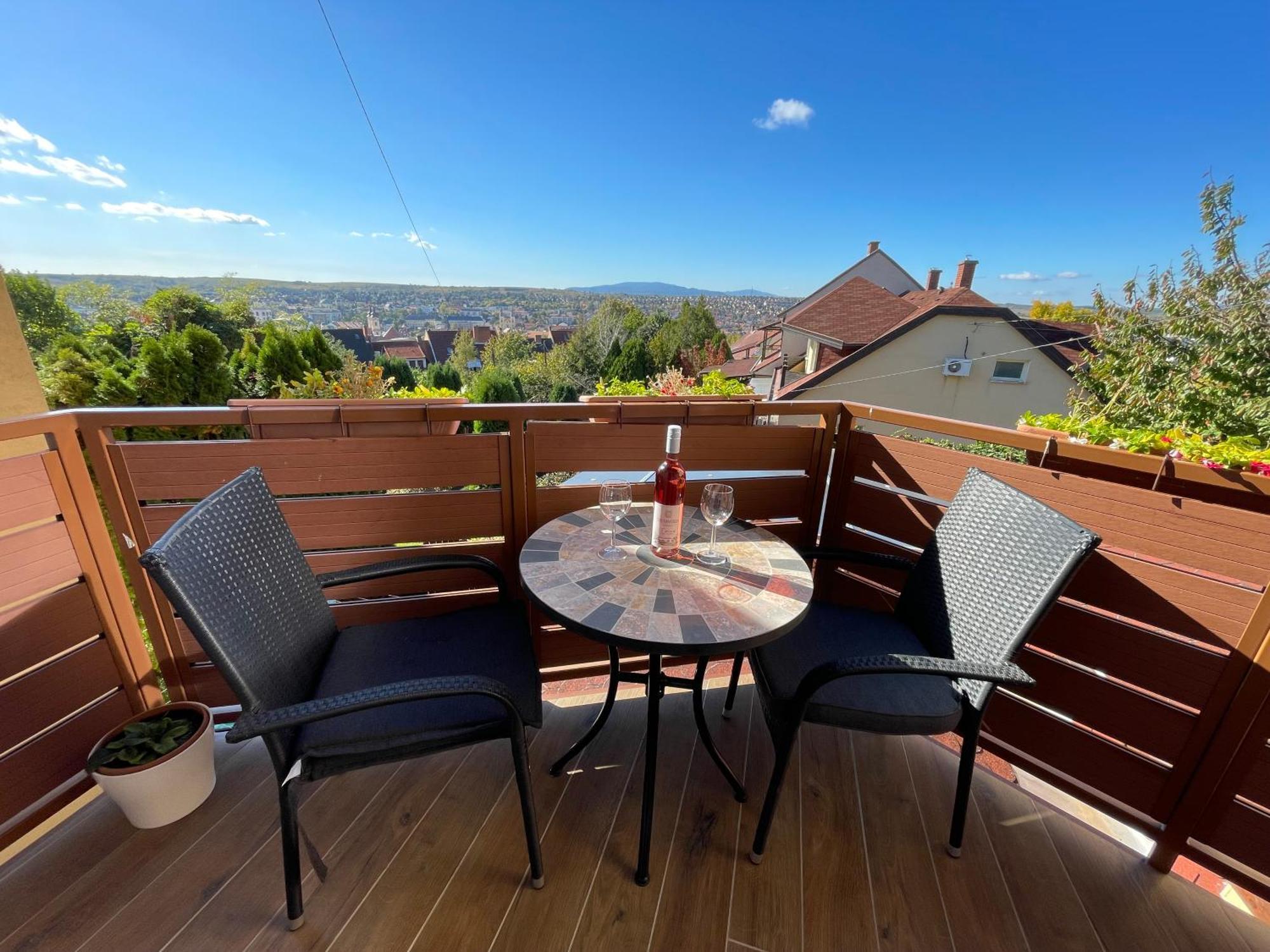 Bellavista 1 Apartman Eger Eksteriør bilde