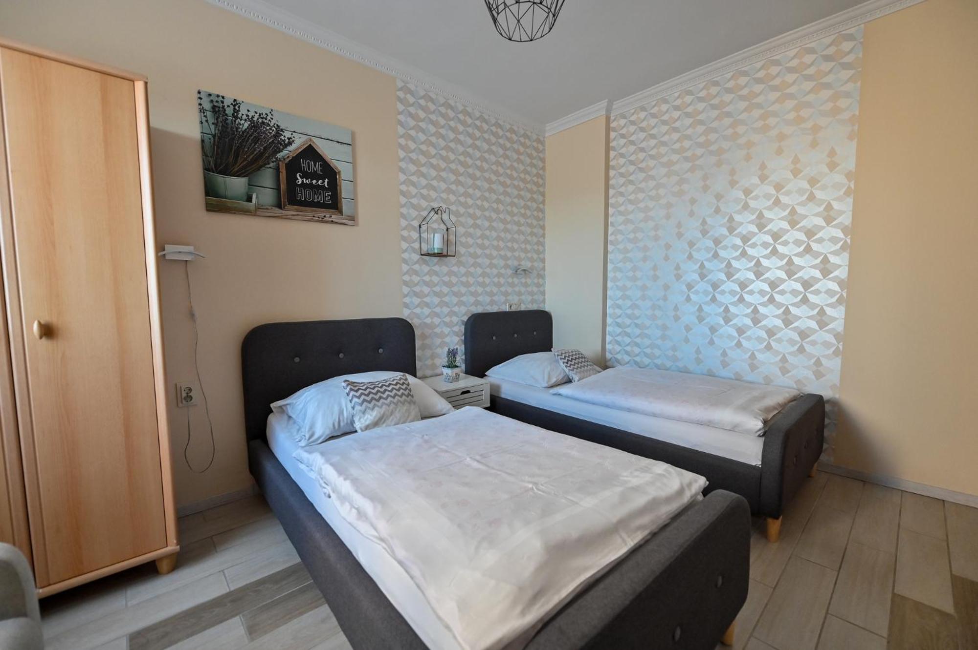 Bellavista 1 Apartman Eger Eksteriør bilde