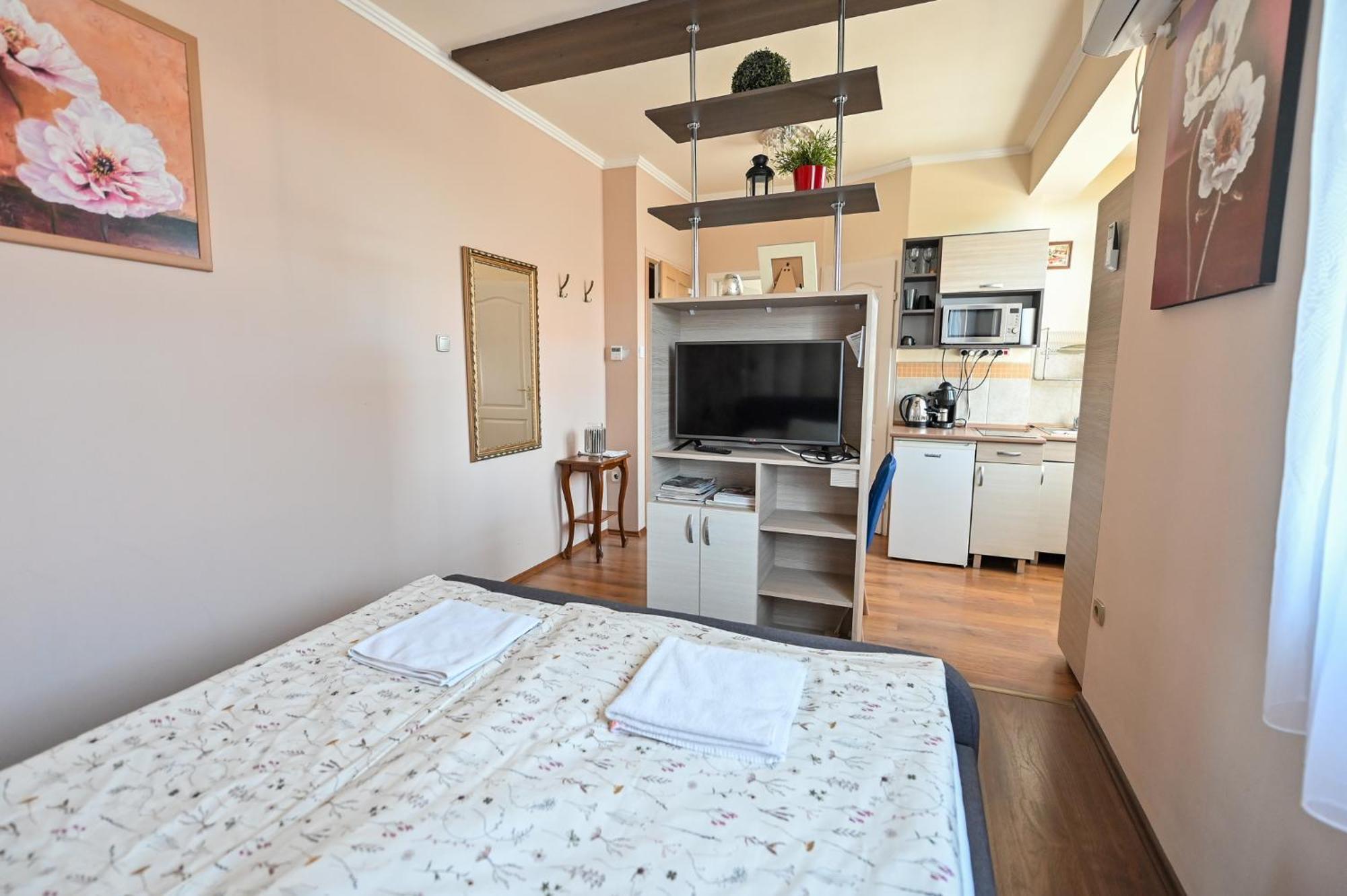 Bellavista 1 Apartman Eger Eksteriør bilde